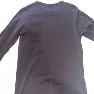 Lululemon long sleeve shirt